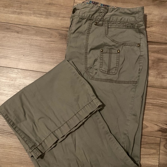 Claudia Ev 2000’s Style Pants - Picture 3 of 4